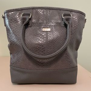 Jewell Paris Crossbody by Thirty-one